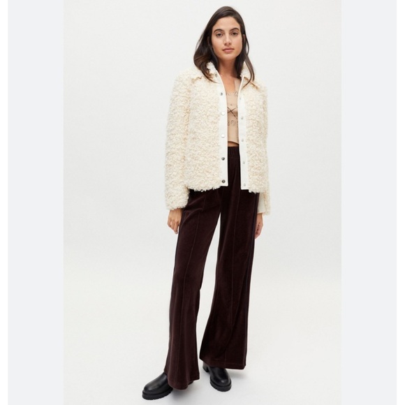 Urban Outfitters Amelie Faux Fur Jacket Cream Small - Picture 2 of 14